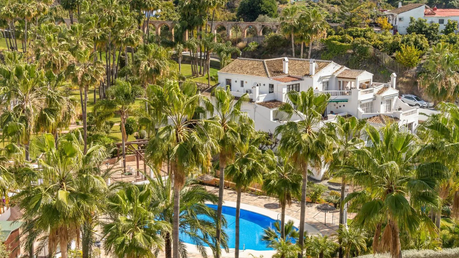 Tetuan 40 Oasis Properties Nerja Spain
